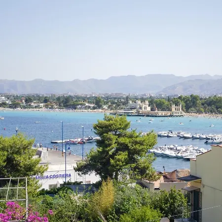 Casa Del Pescatore -by Rentalbeb Italy-